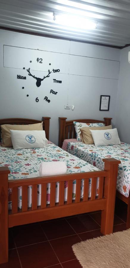 Reindeer House Wat Chedi Hotel Sichon Buitenkant foto